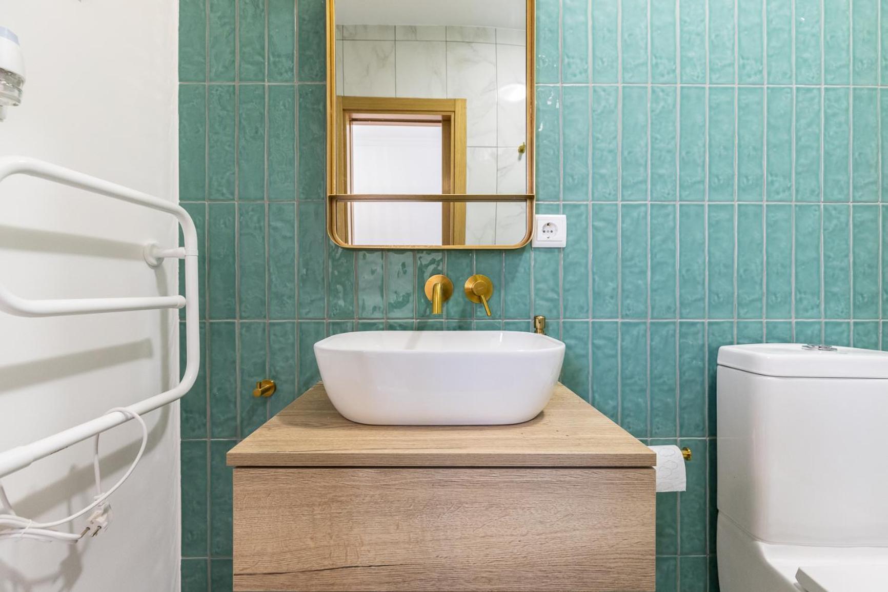 Сasa de vacaciones New!! Cherry House - Traditional Townhouse In The Heart Of *